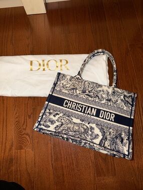 Medium Dior Book Tote